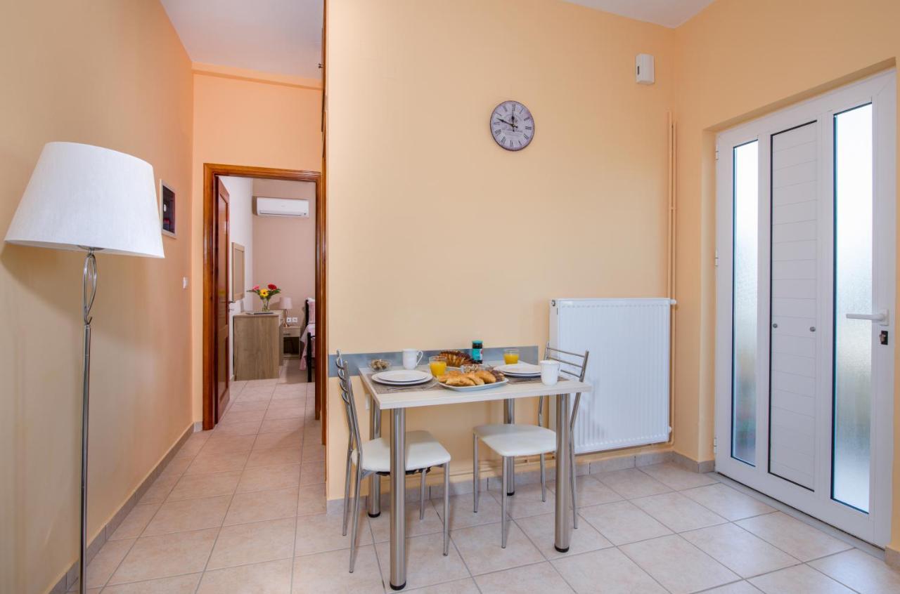 Georgia' S Apartment No1 Maleme Exteriör bild